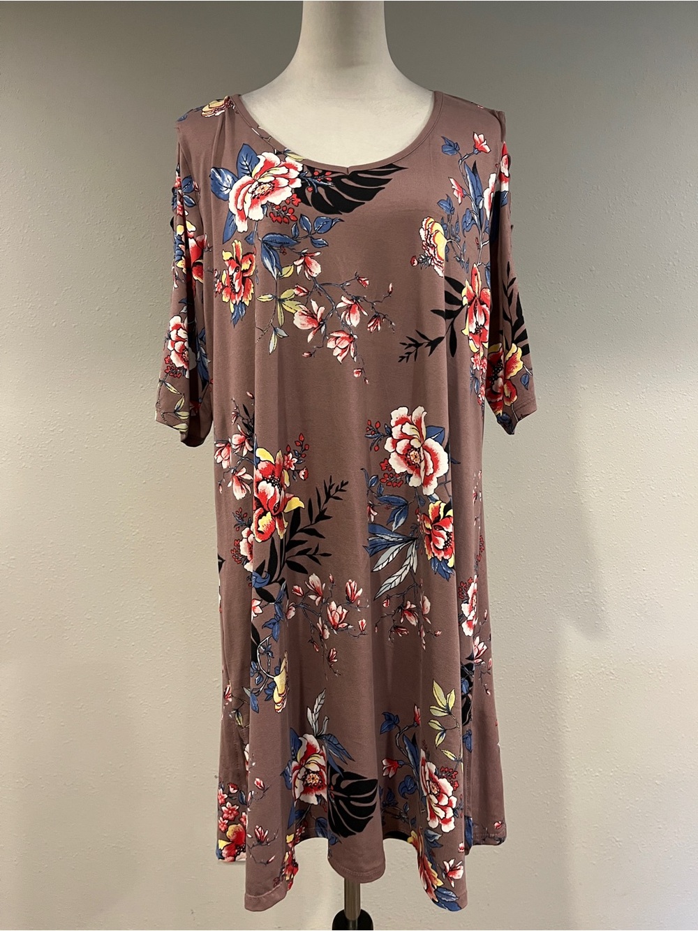 Floral Scoop Neck short sleeve oversized Swing dress size large